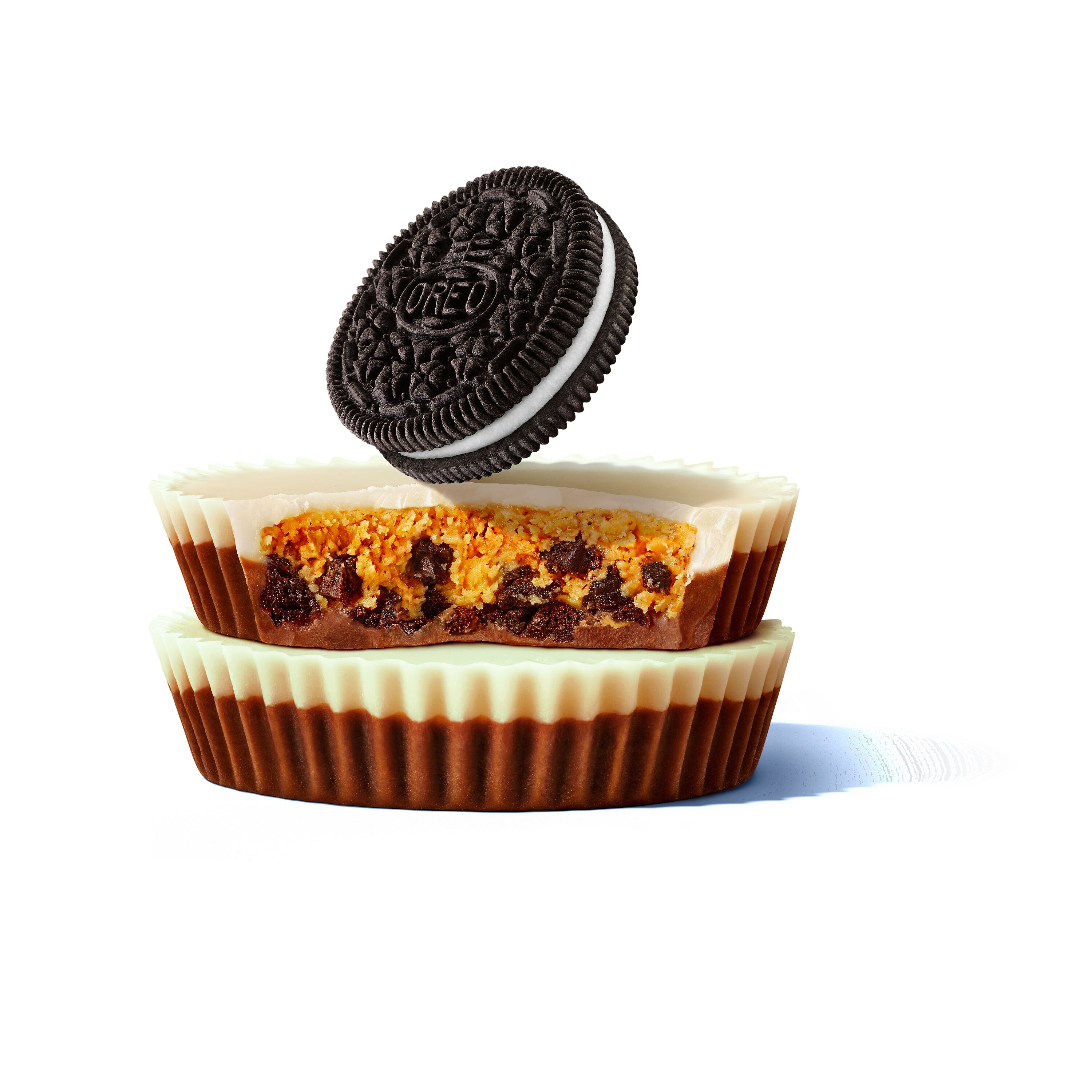 REESE'S OREO® Milk Chocolate and White Creme Peanut Butter Cups Candy Packs, 1.4 oz (24 Count) $27.99 6 REESE'S OREO® Milk Chocolate and White Creme Peanut Butter Cups Candy Packs, 1.4 oz (24 Count) $27.99