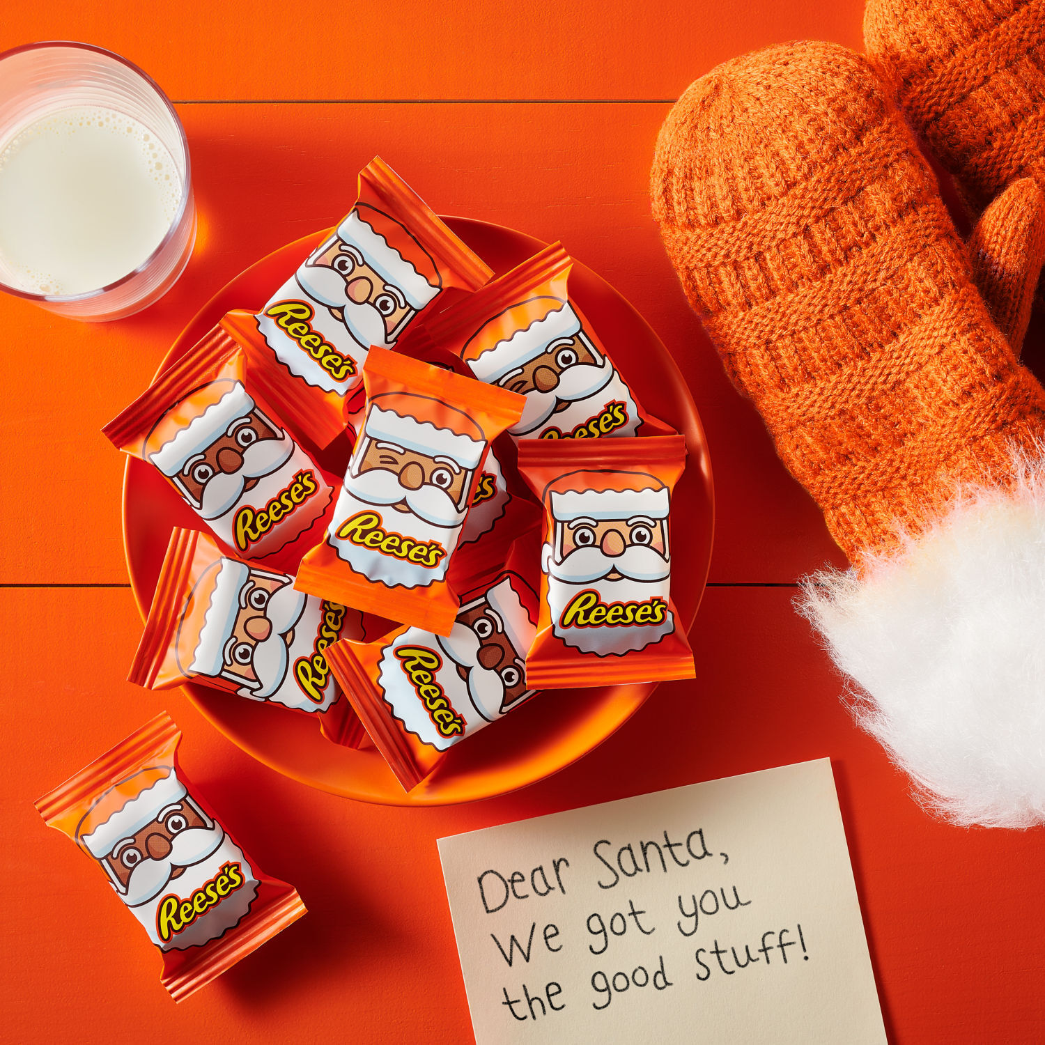 REESE'S Milk Chocolate Peanut Butter Creme Santas, Christmas Candy Bag, 9.1 oz $5.99