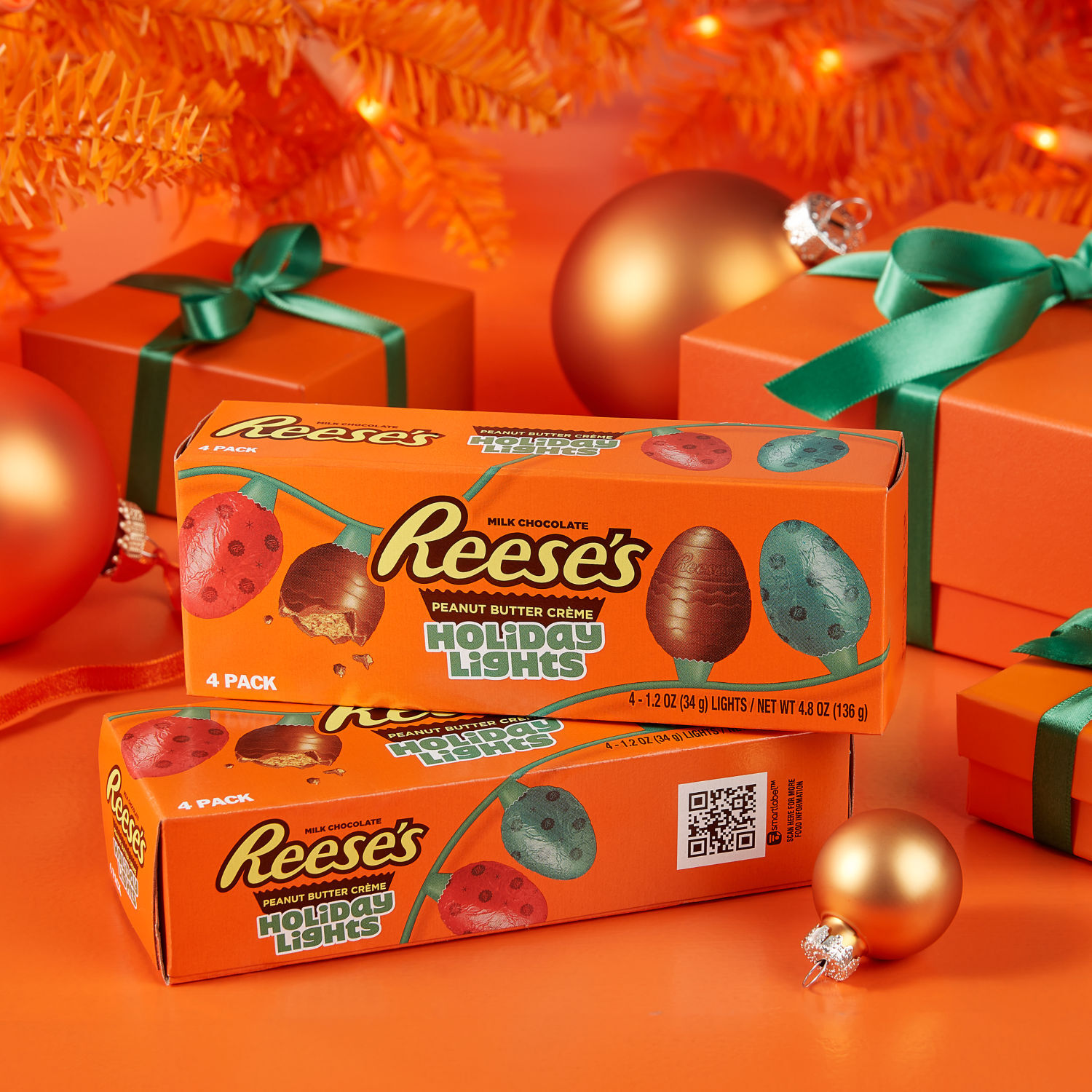REESE'S Milk Chocolate Peanut Butter Creme Holiday Lights, Christmas Candy Box, 4.8 oz (4 Pieces) $5.99